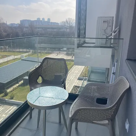 Away From - Your Favourite Apartment! * סקופיה